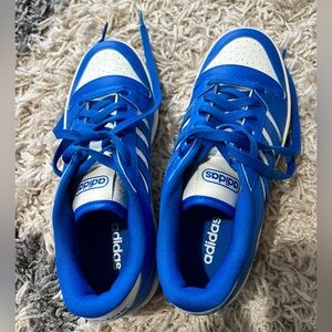Adidas Blue & White Sneakers
US Men Size 6- fits like Women Size 8